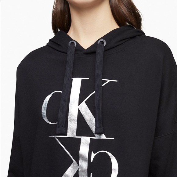 NEW🔥CALVIN KLEIN CROPPED HOODIE - Picture 2 of 9